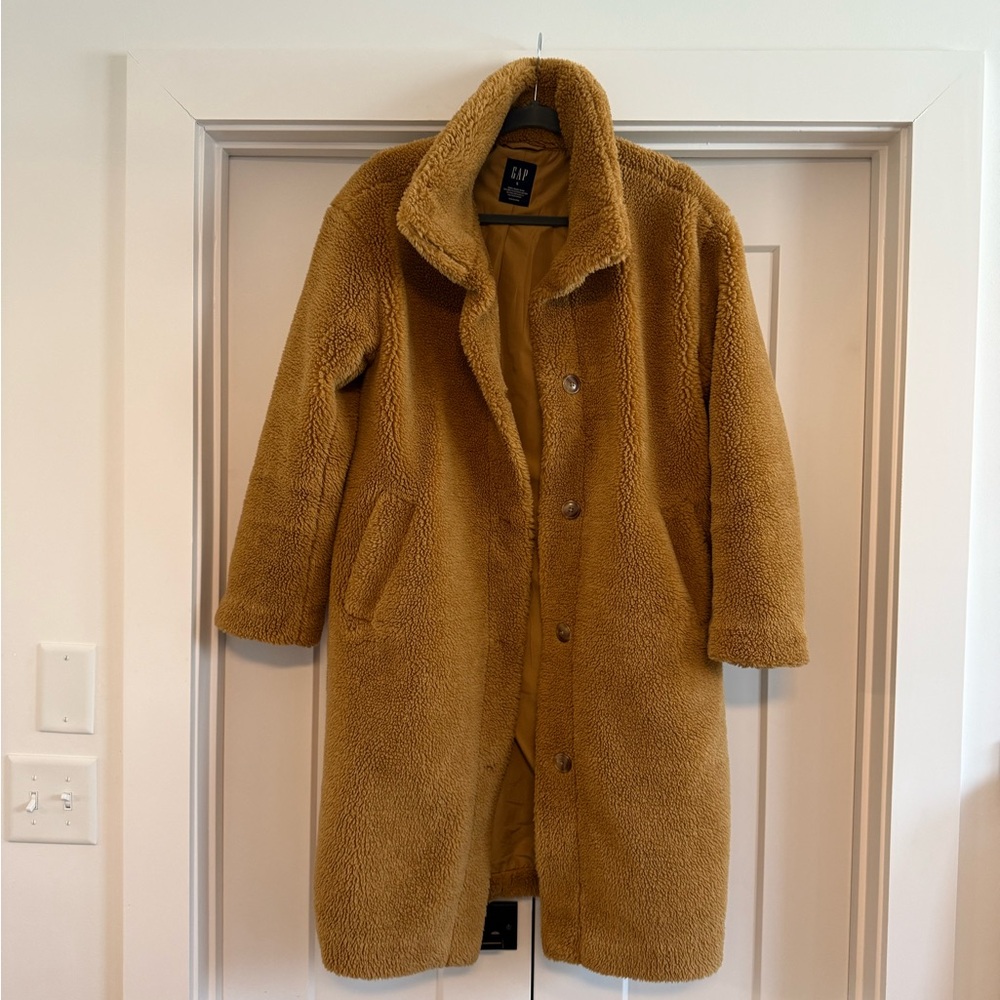 GAP Tan Teddy Jacket with Plush Texture and Wide Collar